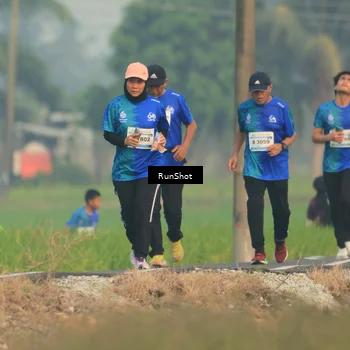 Runner Photo 5933985