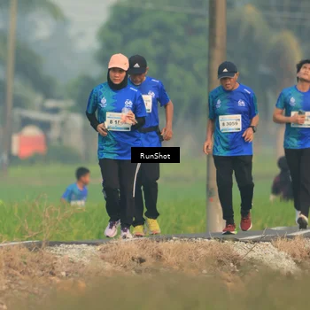 Runner Photo 5933989