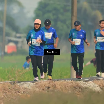 Runner Photo 5933999