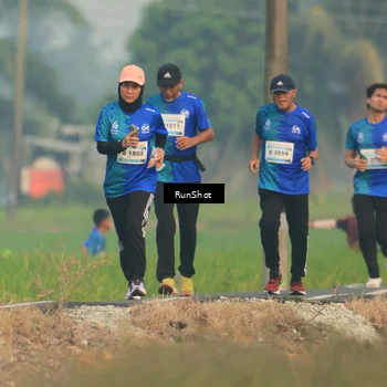 Runner Photo 5934003