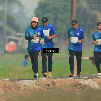 Runner Photo 5934012
