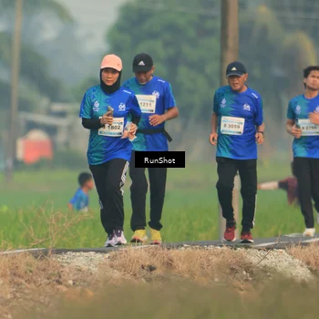 Runner Photo 5934014