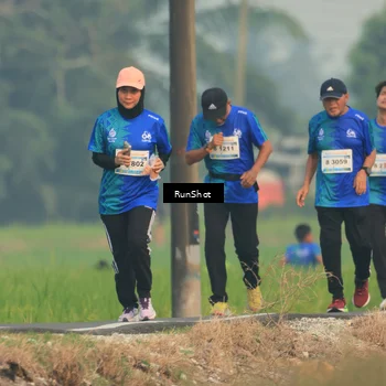 Runner Photo 5934057