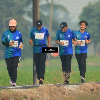Runner Photo 5934072