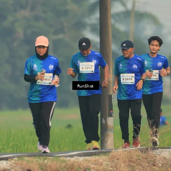 Runner Photo 5934082