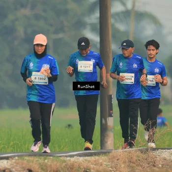 Runner Photo 5934087