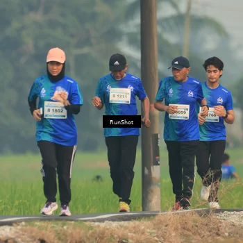 Runner Photo 5934088