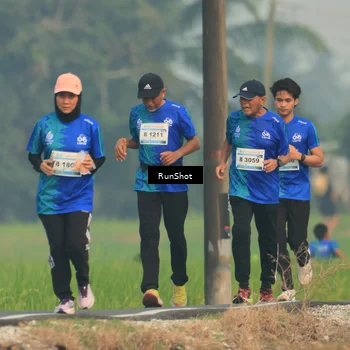 Runner Photo 5934095