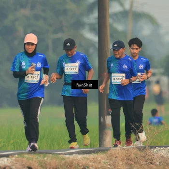 Runner Photo 5934100