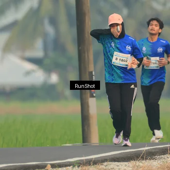 Runner Photo 5934113