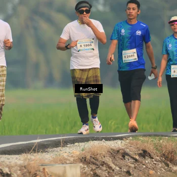 Runner Photo 5934235