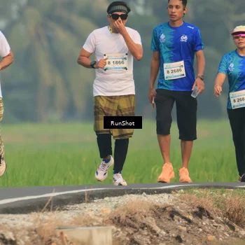 Runner Photo 5934245