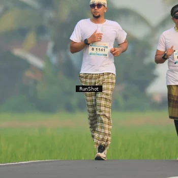 Runner Photo 5934272