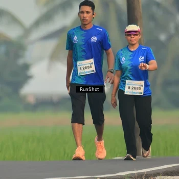 Runner Photo 5934324