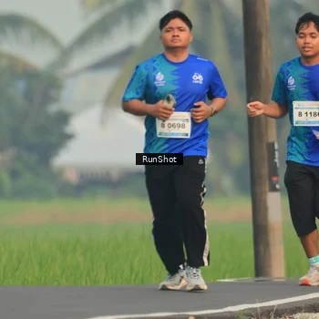 Runner Photo 5934385
