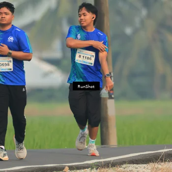 Runner Photo 5934407