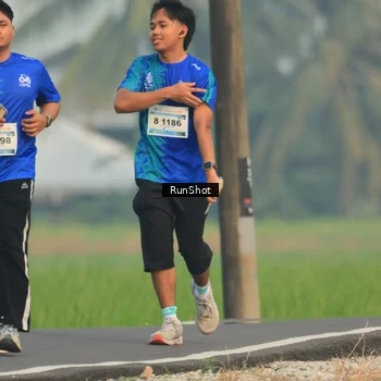 Runner Photo 5934415