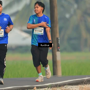 Runner Photo 5934437