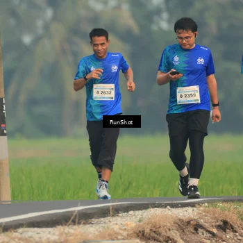Runner Photo 5934448