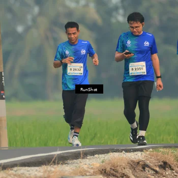 Runner Photo 5934449