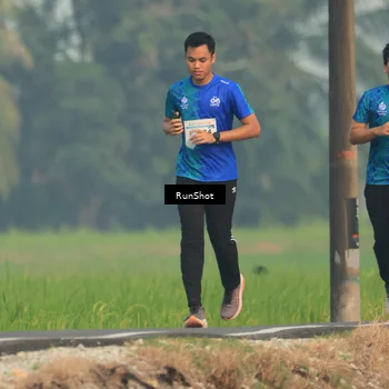 Runner Photo 5934511