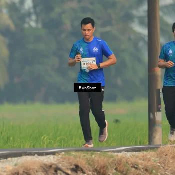 Runner Photo 5934527