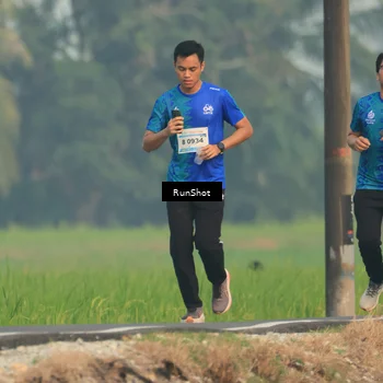 Runner Photo 5934533