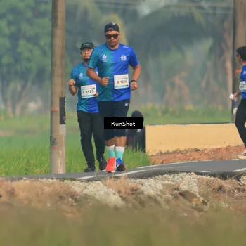 Runner Photo 5934553