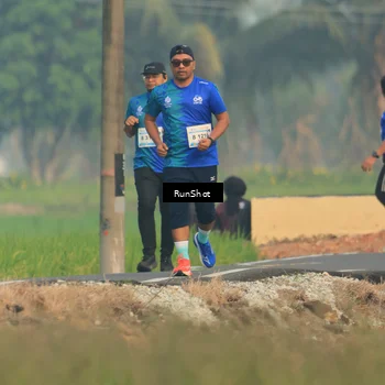 Runner Photo 5934565