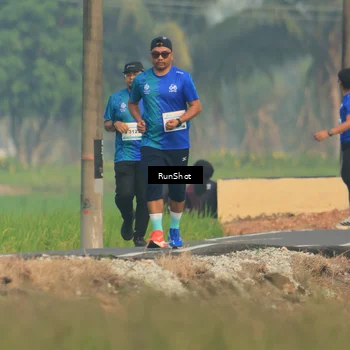 Runner Photo 5934567