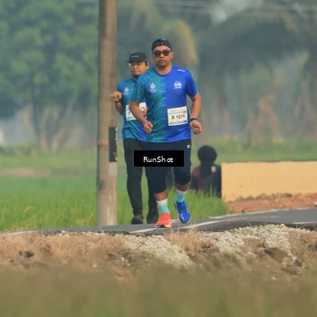 Runner Photo 5934569