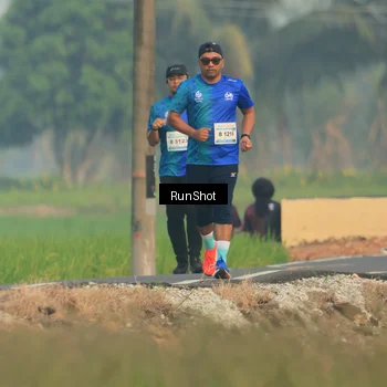 Runner Photo 5934575
