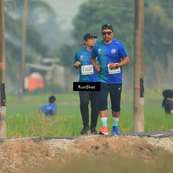 Runner Photo 5934605