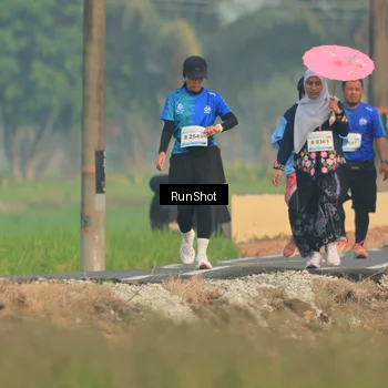 Runner Photo 5934656