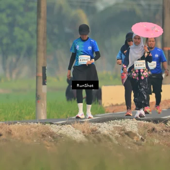 Runner Photo 5934666