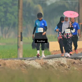 Runner Photo 5934667