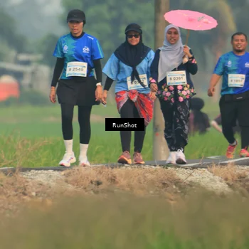 Runner Photo 5934752
