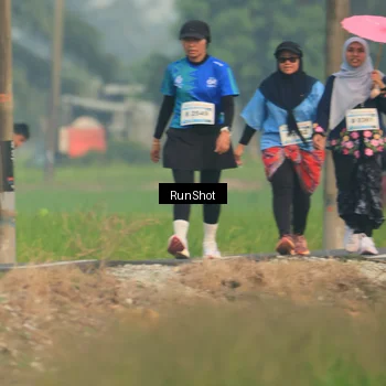 Runner Photo 5934753