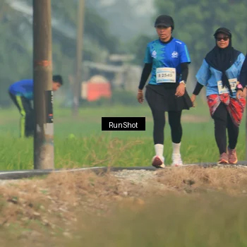 Runner Photo 5934754