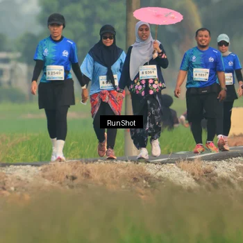 Runner Photo 5934756