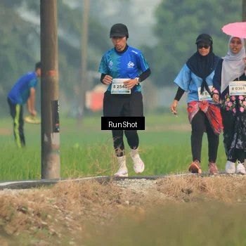 Runner Photo 5934774