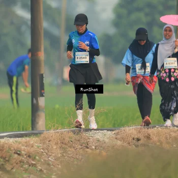 Runner Photo 5934789