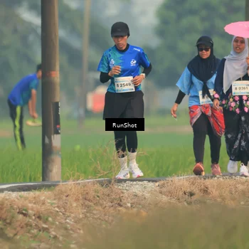 Runner Photo 5934790