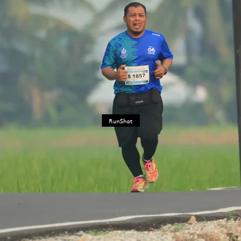 Runner Photo 5934925