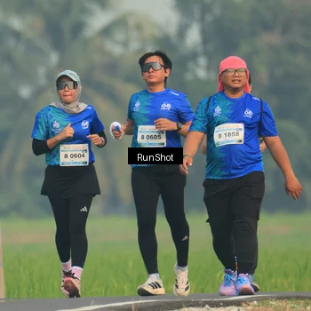Runner Photo 5935012
