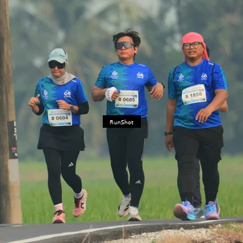 Runner Photo 5935025
