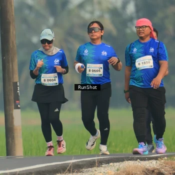 Runner Photo 5935028
