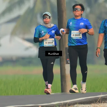 Runner Photo 5935035