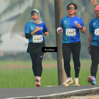 Runner Photo 5935055