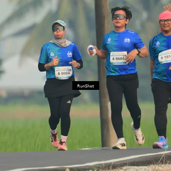 Runner Photo 5935060